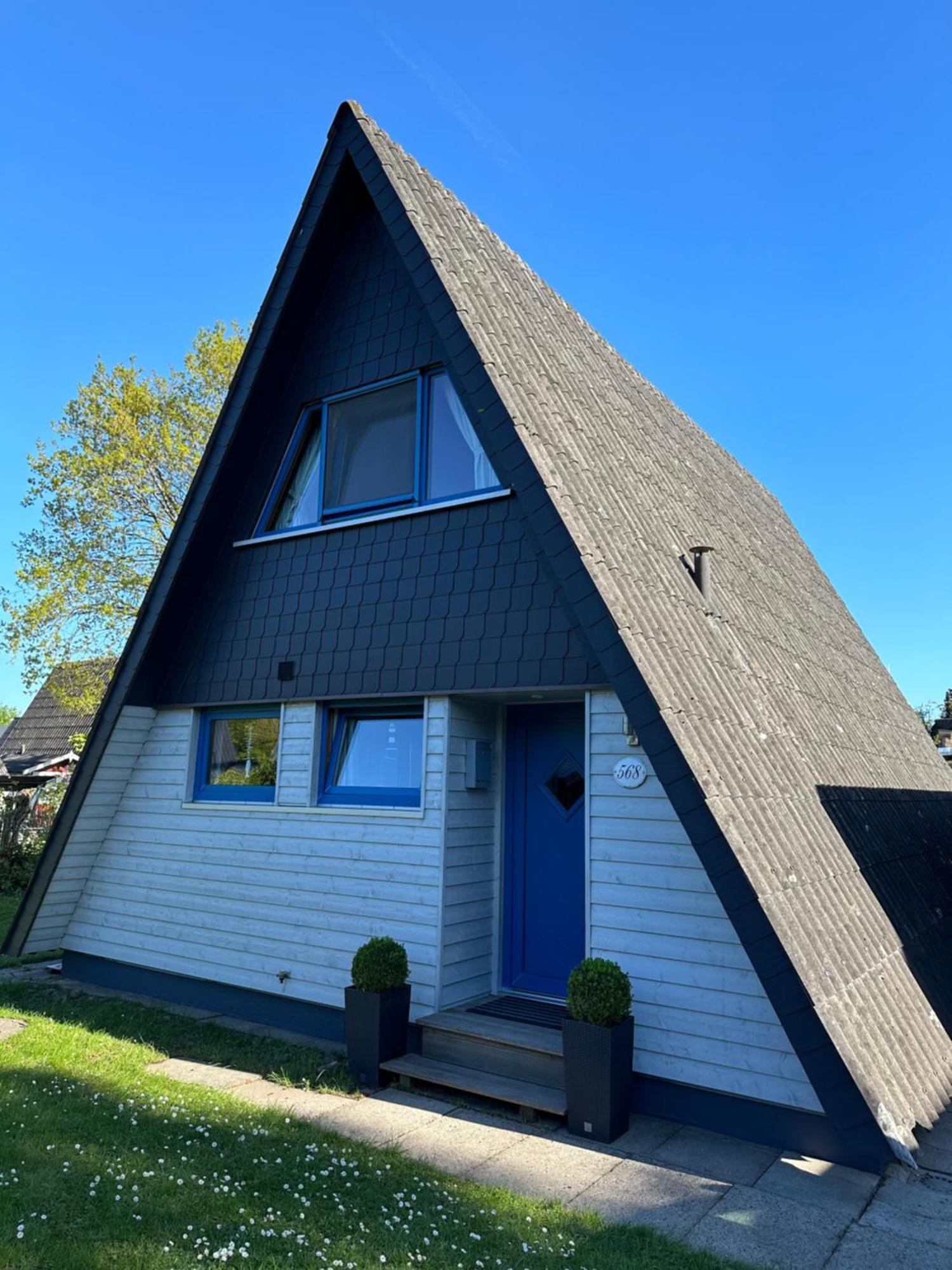 Luett Hus - Zeltdachhaus In Strandnaehe 담프 외부 사진